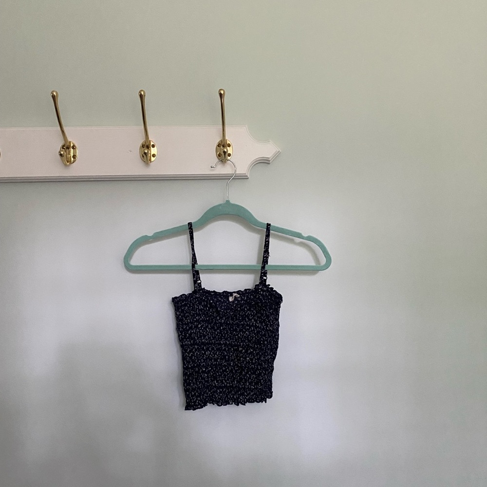 BRANDY MELVILLE JOHN GALT ruched floral tank